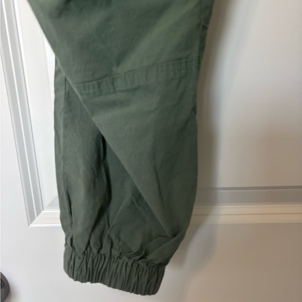 Sweaty Betty Quinn Utility Cargo Jogger Size 4 Olive Green Athleisure - Picture 6 of 7